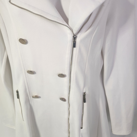 Privy Elegant Off-White Trench Coat - Picture 2 of 4